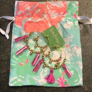 NWT Lilly Pulitzer Hoop and tassel earrings W/bag
